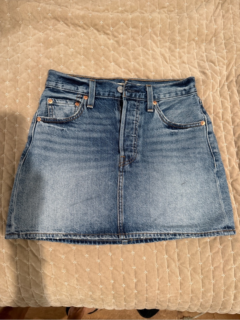 Levi ICON Classic Blue Denim Mini Skirt